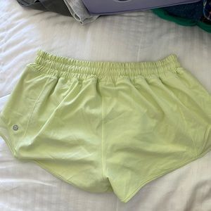 Lululemon 2.5 Hotty Hot shorts, Crispin Green